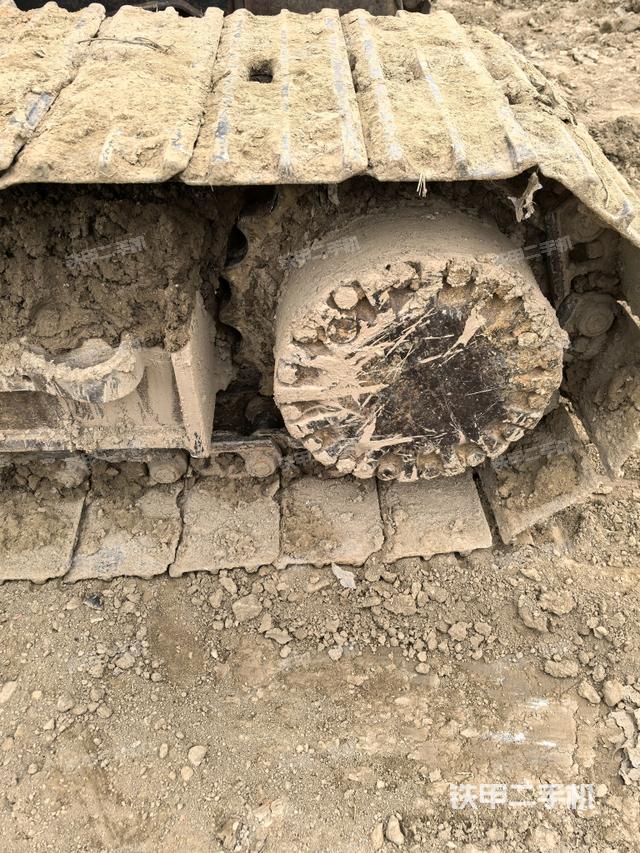 右側(cè)履帶整體（行走機(jī)構(gòu)）