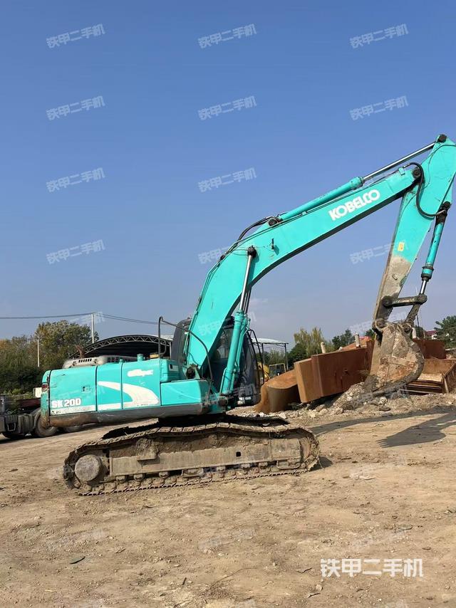 右前45(整機(jī)外觀) 右前45(整機(jī)外觀)