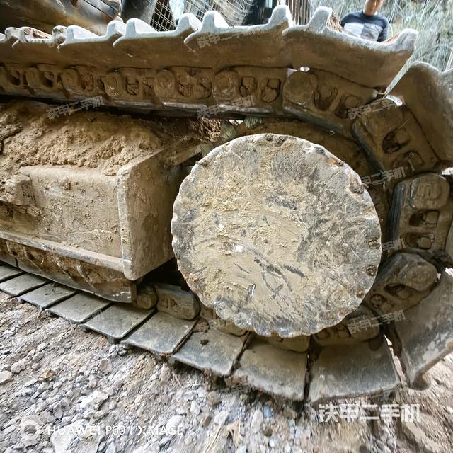 左驅(qū)動(dòng)輪（行走機(jī)構(gòu)）