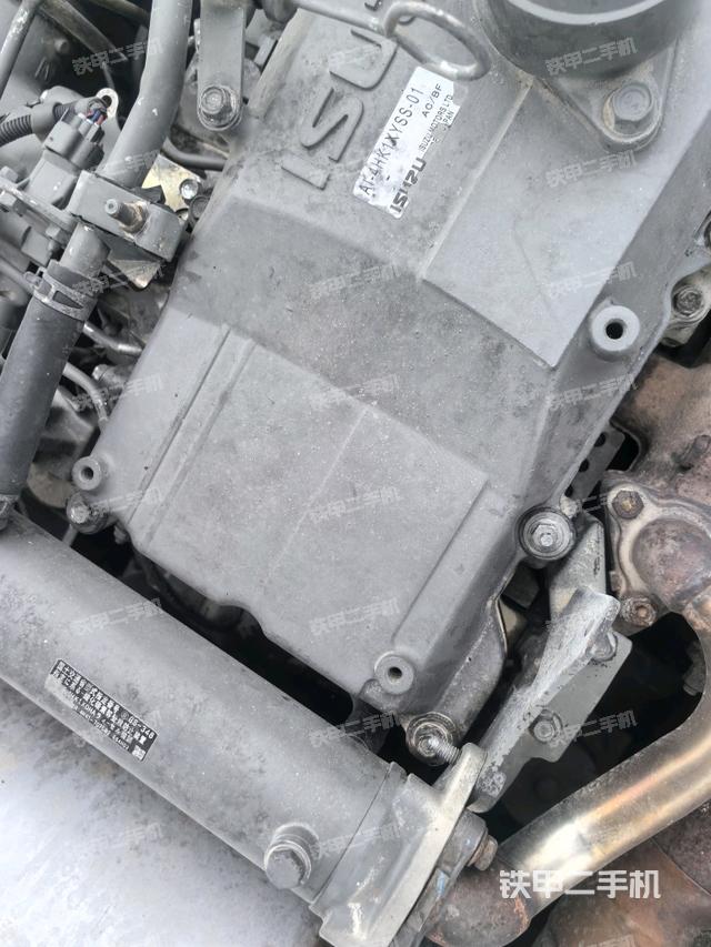 氣門室蓋螺絲特寫（上車部件）