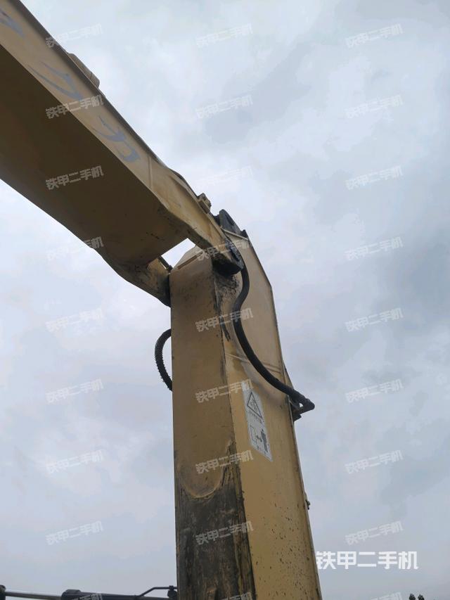 小臂整體左后（工作和回轉(zhuǎn)裝置）