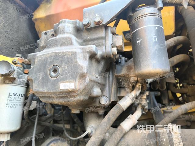 液壓泵斜45?左（大件艙室）