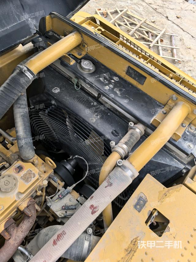 水箱+風(fēng)扇特寫（上車部件）