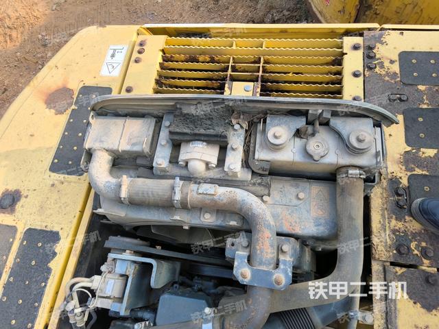 回轉(zhuǎn)馬達(dá)（上車部件）