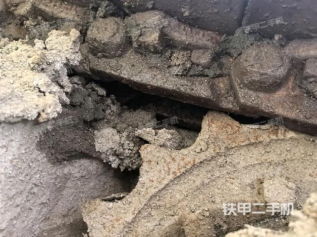 右導向輪（行走機構(gòu)）