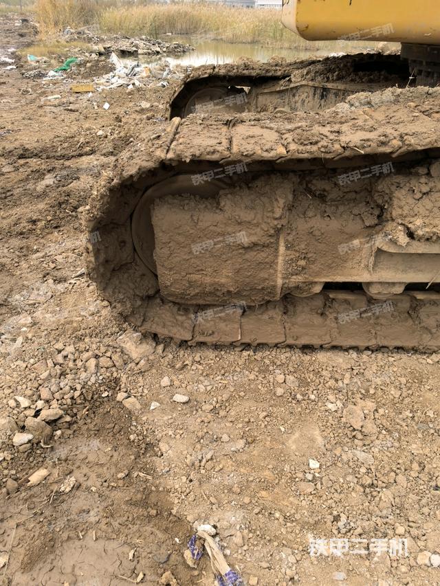 左側(cè)行走馬達蓋板（行走機構(gòu)）