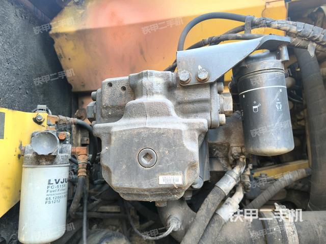 散熱器正面（大件艙室）