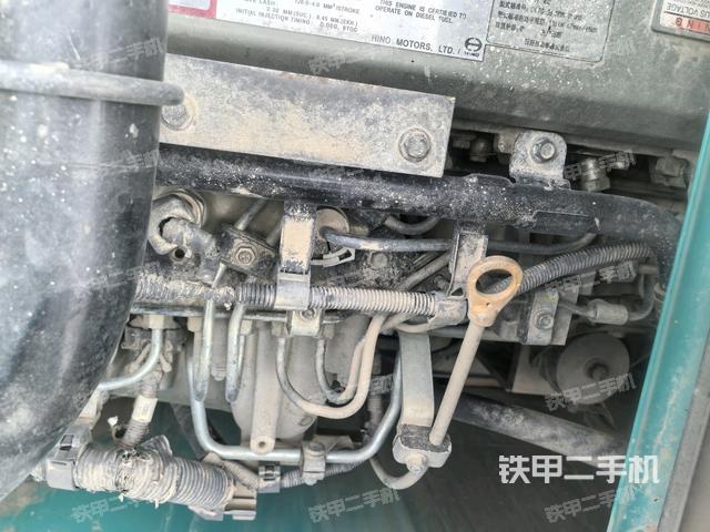 氣門室蓋螺絲特寫(上車部件) 氣門室蓋螺絲特寫(上車部件)