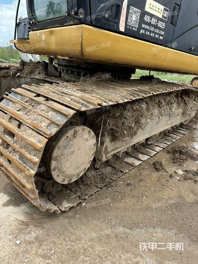 左側(cè)履帶整體?（行走機(jī)構(gòu)）