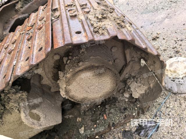 右側(cè)履帶整體?（行走機構(gòu)）