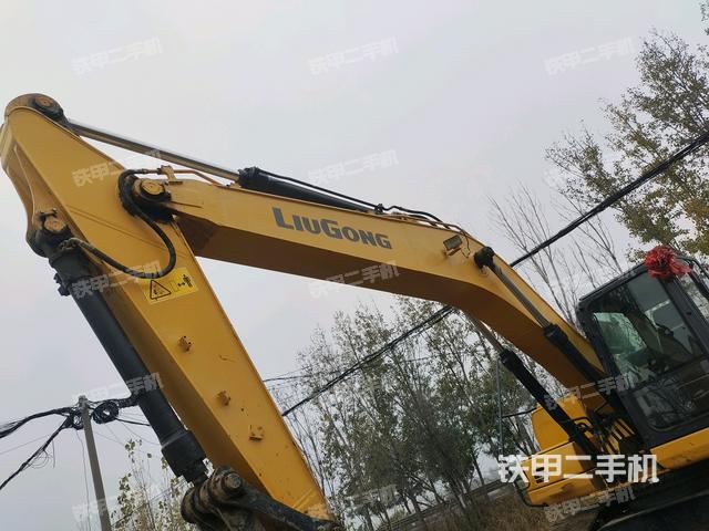 小臂整體右前（工作和回轉(zhuǎn)裝置）