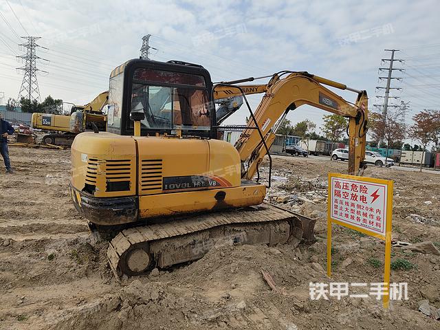 整機(jī)右后45°(整機(jī)外觀) 整機(jī)右后45°(整機(jī)外觀)