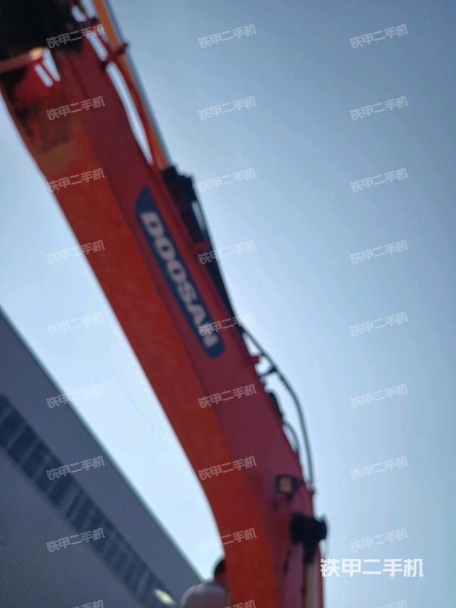 大臂整體?右側(cè)（工作和回轉(zhuǎn)裝置）