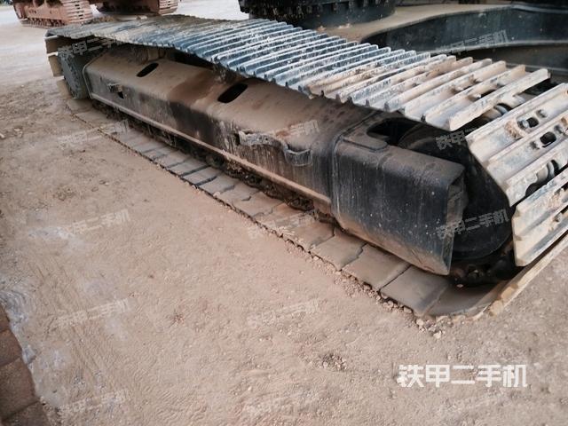 單側履帶整體（整機外觀）