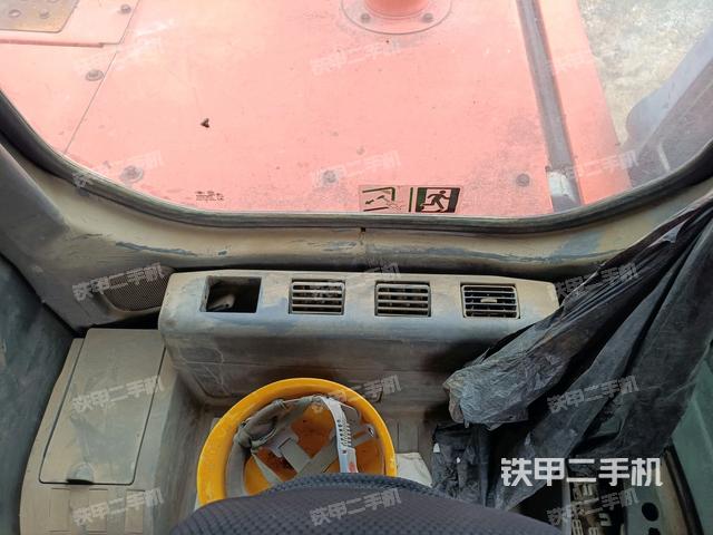 座椅后部（駕駛室部分）