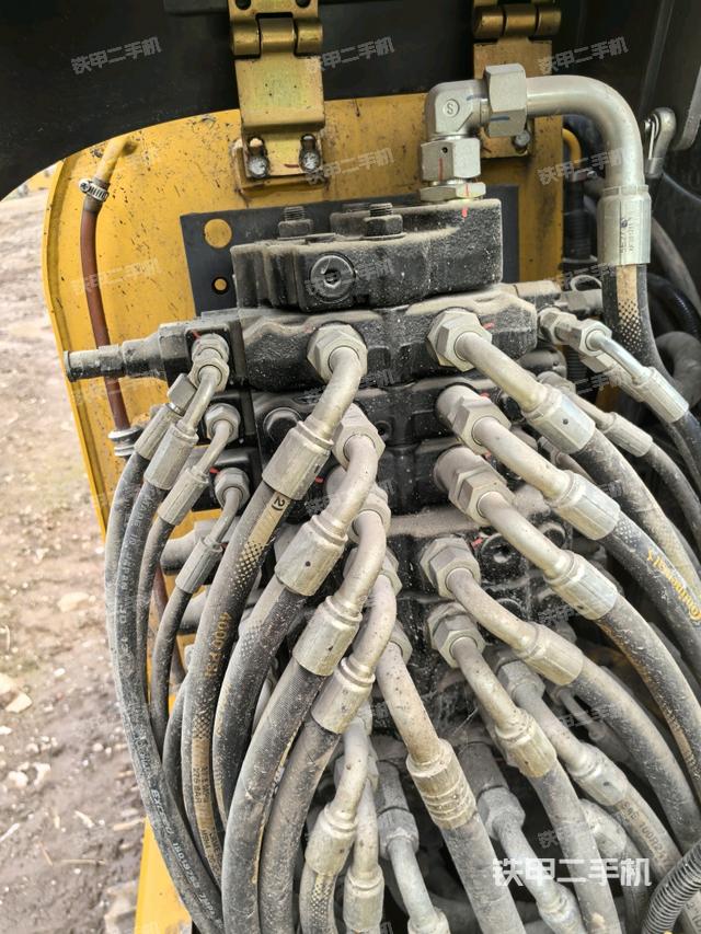 分配閥（上車部件）