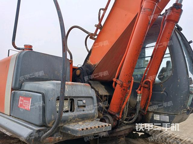 大臂根部?斜視（工作和回轉(zhuǎn)裝置）