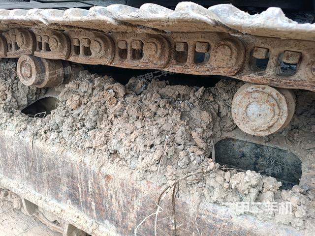 右側(cè)履帶整體（行走機(jī)構(gòu)）