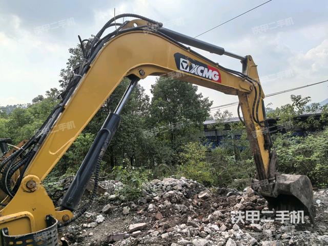 小臂整體左后（工作和回轉(zhuǎn)裝置）