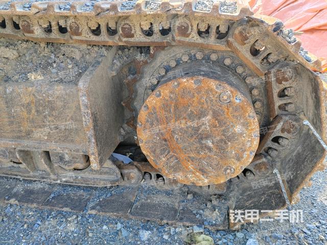 左驅(qū)動(dòng)輪（行走機(jī)構(gòu)）