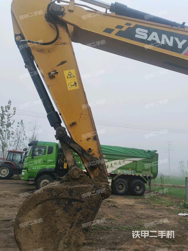 小臂整體左后（工作和回轉(zhuǎn)裝置）