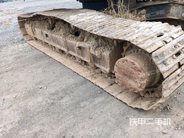 左側(cè)履帶整體?（行走機(jī)構(gòu)）