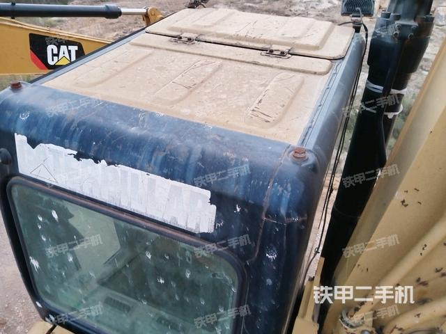 駕駛室頂部（整機(jī)外觀）