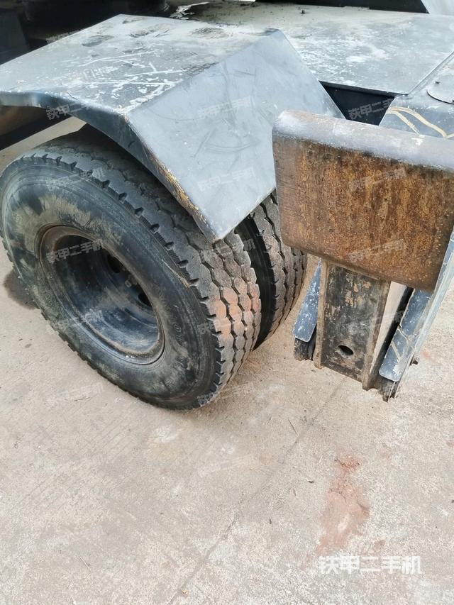 右側(cè)行走馬達(dá)蓋板（行走機(jī)構(gòu)）