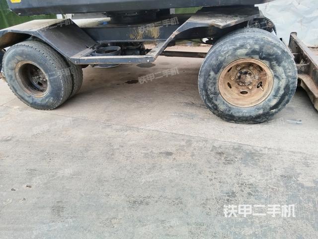 左側(cè)履帶整體?（行走機(jī)構(gòu)）