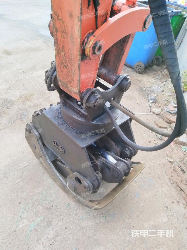 鏟斗45度（工作和回轉(zhuǎn)裝置）