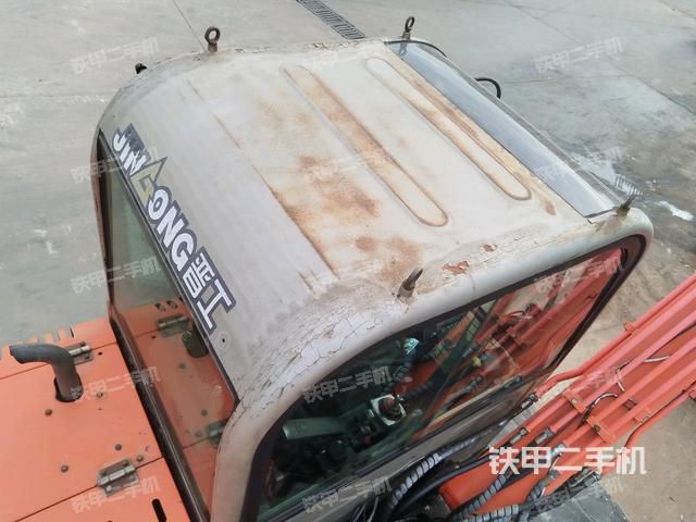 大臂根部?斜（工作和回轉(zhuǎn)裝置）