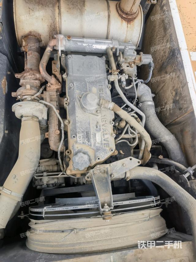 發(fā)動機(jī)整體俯視（整機(jī)外觀）