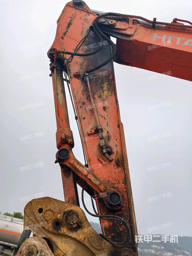 小臂整體左后（工作和回轉(zhuǎn)裝置）