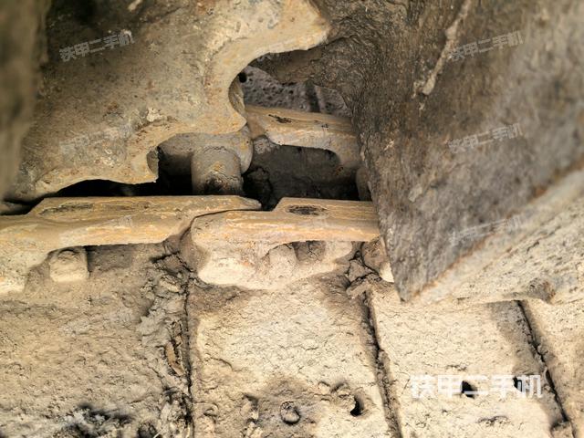 右側(cè)履帶整體?（行走機構(gòu)）