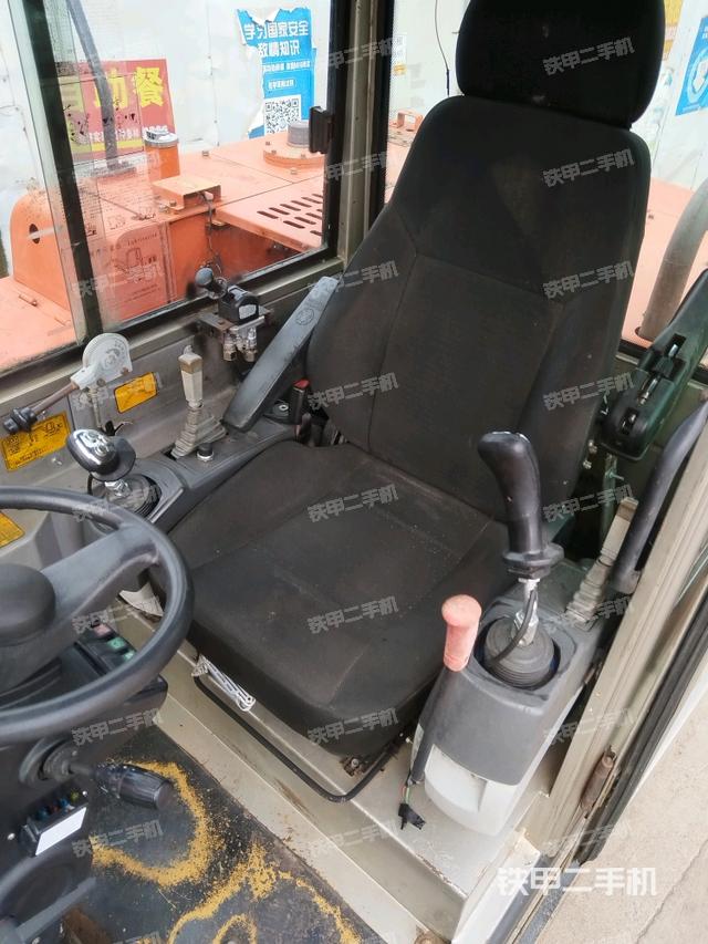 顯示屏?（駕駛室部分）