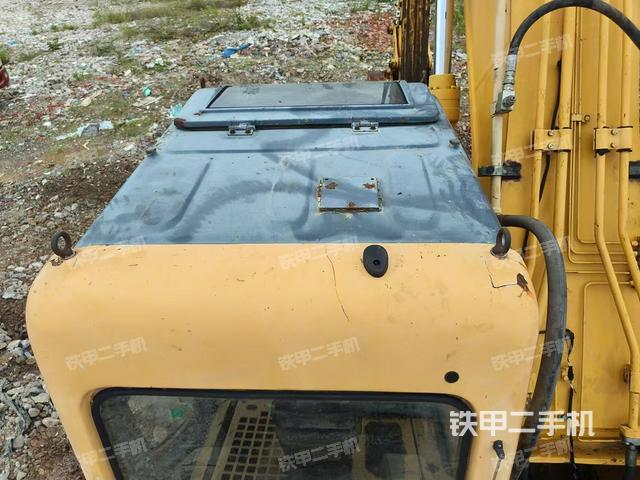 駕駛室頂部（整機(jī)外觀）