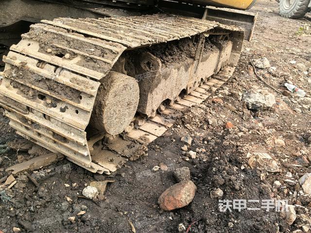 左側(cè)履帶整體?（行走機構(gòu)）