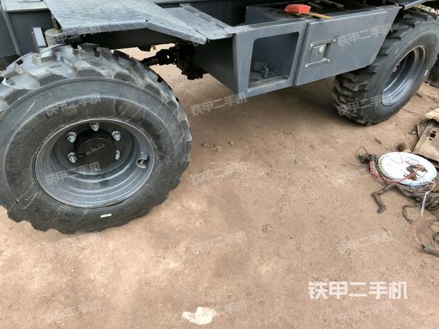 右側(cè)履帶整體?（行走機(jī)構(gòu)）