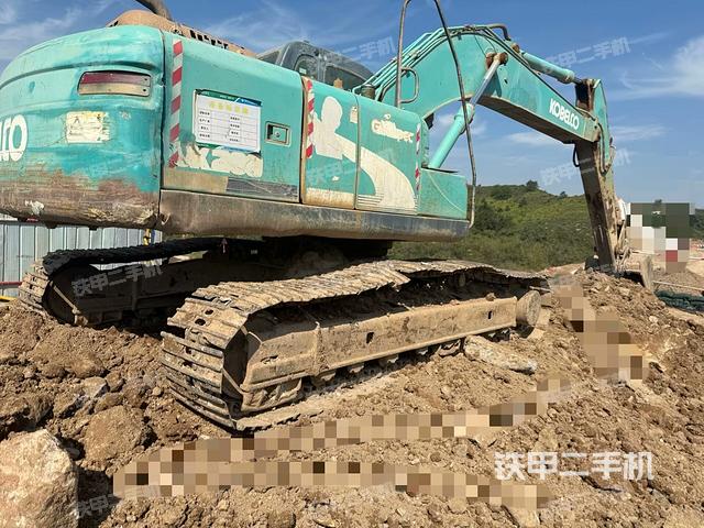 整機右后45°(整機外觀) 整機右后45°(整機外觀)