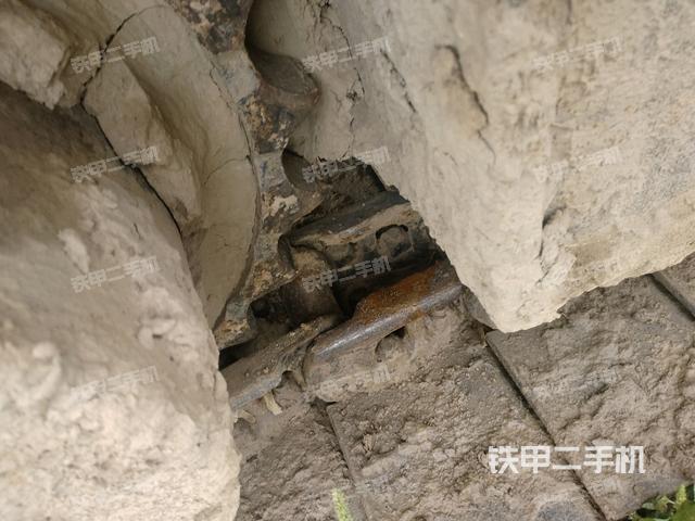 右側(cè)履帶整體（行走機(jī)構(gòu)）