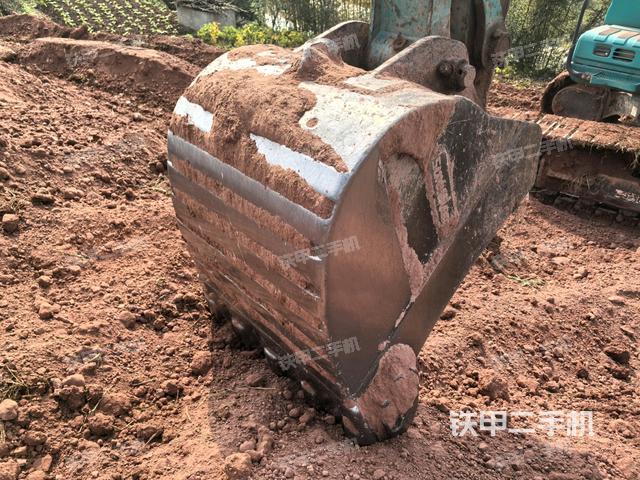 鏟斗45度(工作和回轉(zhuǎn)裝置) 鏟斗45度(工作和回轉(zhuǎn)裝置)