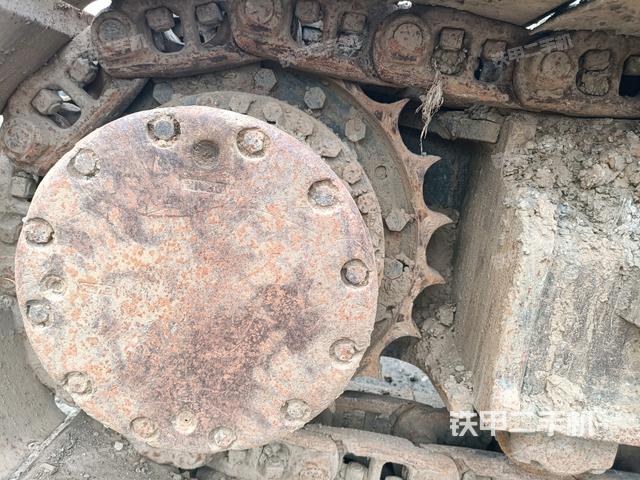 右導(dǎo)向輪（行走機(jī)構(gòu)）