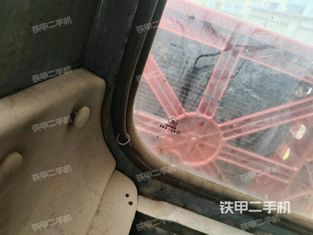 頂棚整體（駕駛室部分）