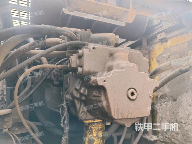 液壓泵室（大件艙室）