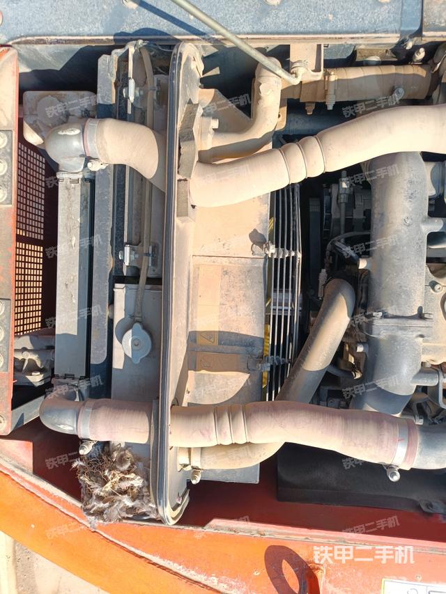 水箱+風(fēng)扇特寫(xiě)（上車(chē)部件）