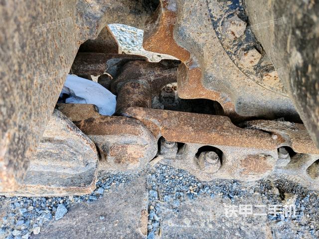 右側(cè)履帶整體（行走機(jī)構(gòu)）