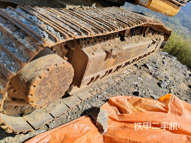 右側(cè)行走馬達(dá)蓋板（行走機(jī)構(gòu)）