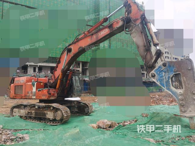 右前45(整機外觀) 右前45(整機外觀)