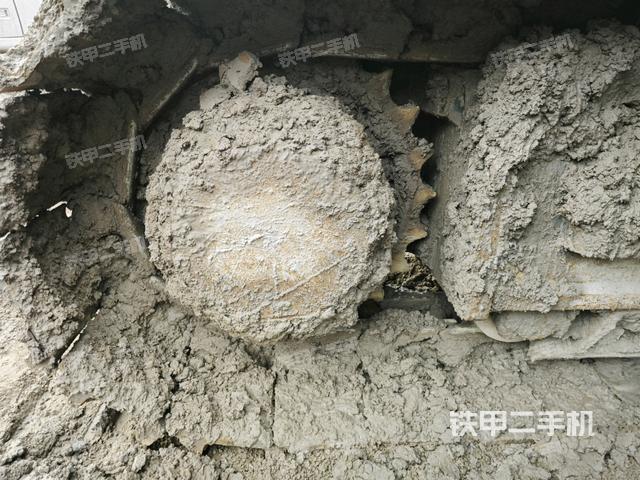 右驅(qū)動(dòng)輪(行走機(jī)構(gòu)) 右驅(qū)動(dòng)輪(行走機(jī)構(gòu))