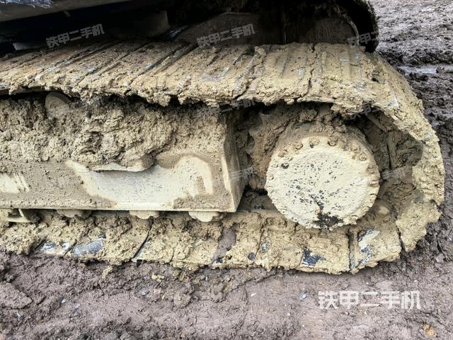 左驅(qū)動(dòng)輪（行走機(jī)構(gòu)）